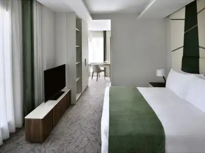 Mövenpick Apartments Downtown Dubai - 52