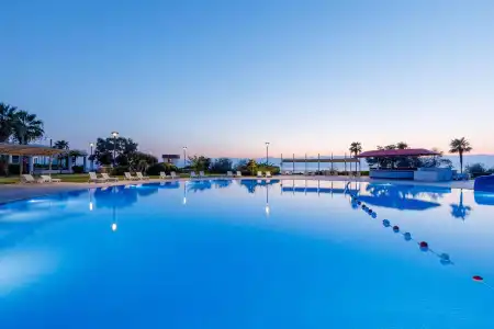 GRAND ONTUR ÇEŞME - 13