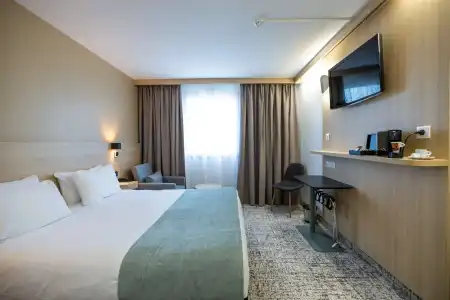 Sure by Best Western Bordeaux Lac - 54