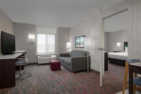 Home2 Suites by Hilton Anchorage / Midtown - 49