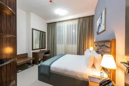 Luxe Grand Apartments - 53
