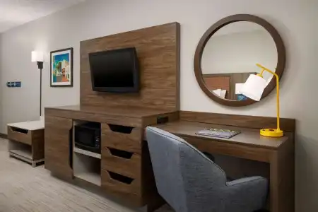 Hampton Inn Laredo - 27