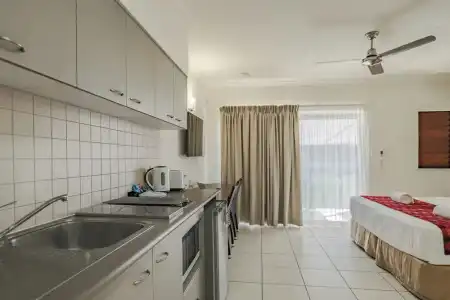 Southern Cross Atrium Apartments - 99