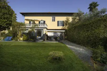 Al Porto di Lucca B&B - 0