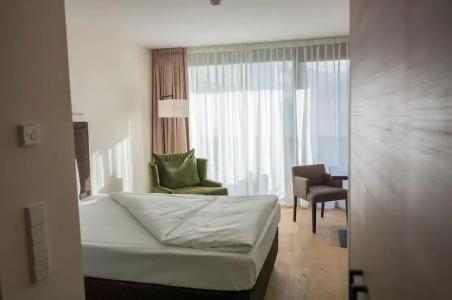 SUYTES Business Studios - 75