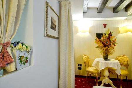 Ca' Della Loggia - 18