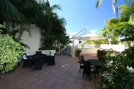 Bay Royal Apartments - 17