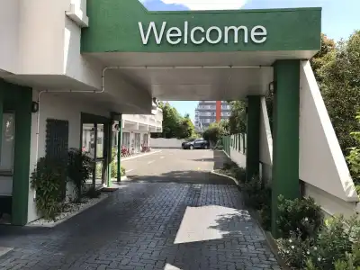 Legends Motel - 0
