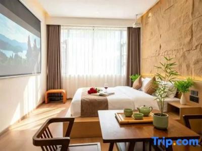 the Dragonfly Guesthouse - 104