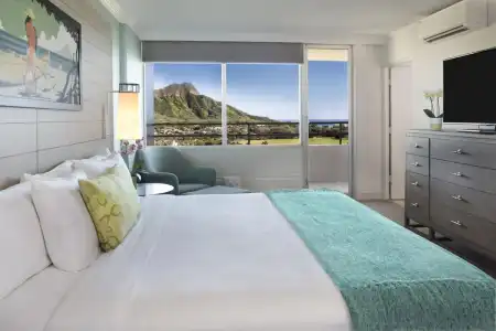Queen Kapiolani - 3