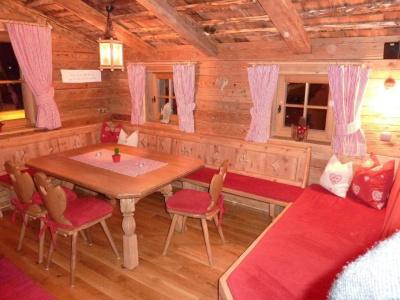 Almdorf Flachau - Luxus Hüttenurlaub - 6