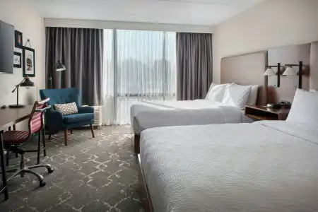 Four Points by Sheraton Philadelphia Northeast - 2