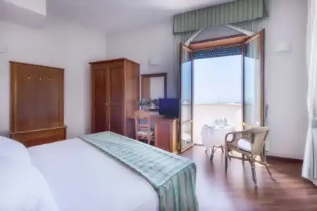 Astura Palace - 10