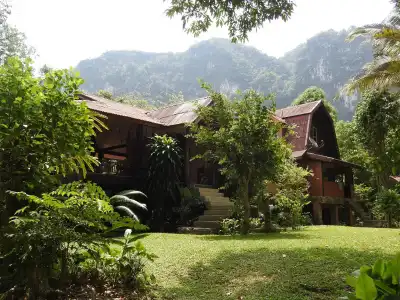Khao Sok Nature Resort - 4