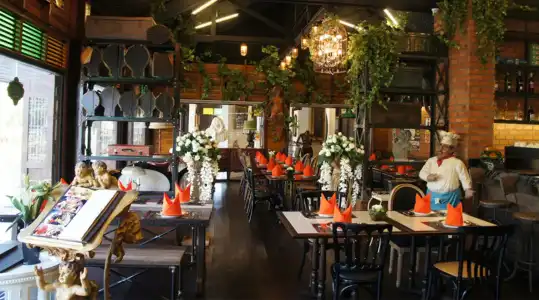 Chuchai Buri Sri Amphawa - 20