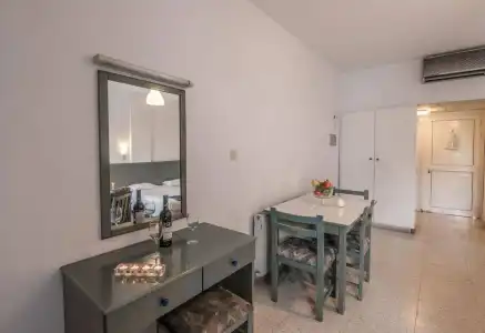 Cordelia Apartments - 1