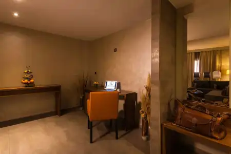 Dellarosa Boutique and Spa - 3
