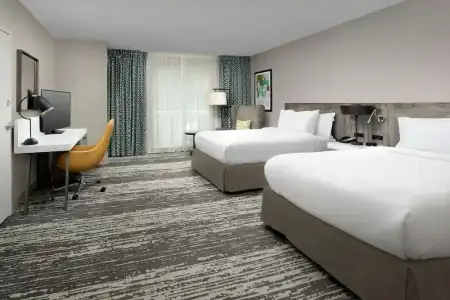 Hilton Garden Inn Miami Brickell South - 63
