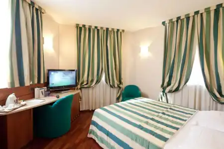 Mirage, Sure Collection by Best Western - 3
