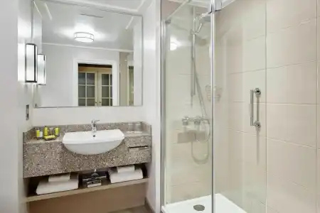 Bristol Marriott Royal - 66