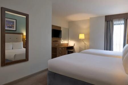 Doubletree by Hilton Angel Kings Cross - 81