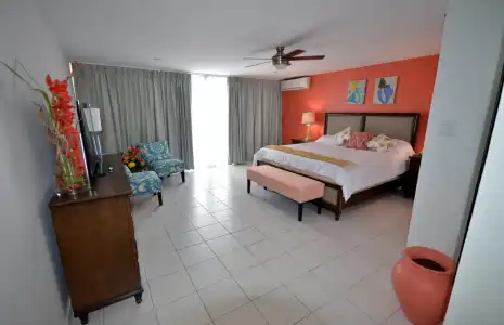 The Atrium Beach Resort and Spa, an Ascend Collection Resort - 5