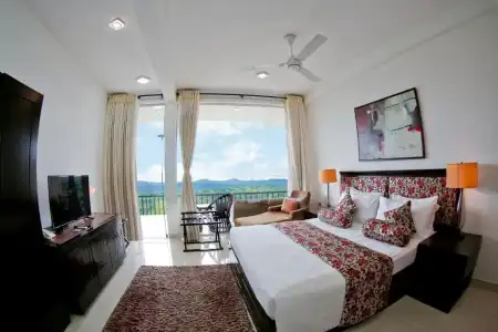 Romance Hills - 172
