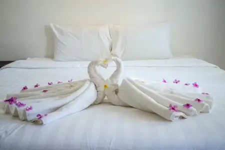 Isara Lanta - 28
