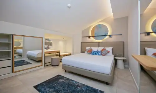 A Suite Side - 2