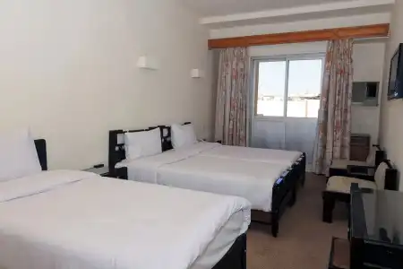 Cleopatra Aswan - 16