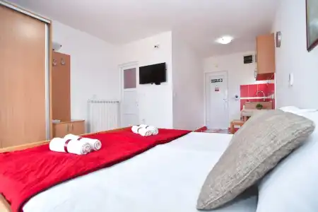D&D Apartments - 281