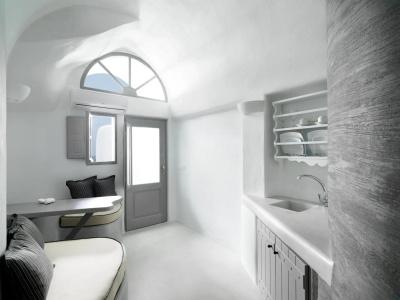 Tholos Resort - 17