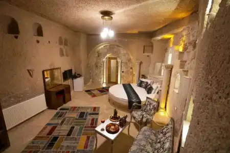 Roma Cave Suite - 40