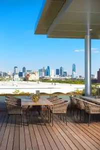 Renaissance Dallas - 24