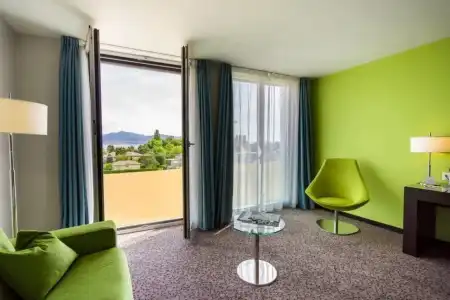 Starling Lausanne - 41