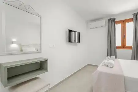 Anemonisia Deluxe Apartments & Mesonettes - 109