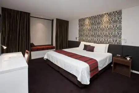 The Gateway Inn - 6