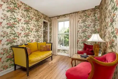 The Old Bank House - 115