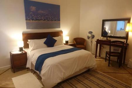 Alexanders - 6