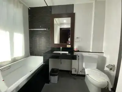 77 Patong & Spa - 183