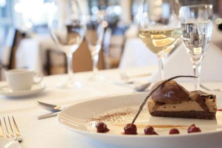 Ambassador & Spa - 2