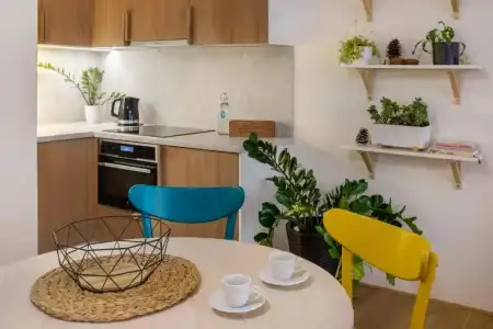 4 Trees Apartments by Adrez Living - 38