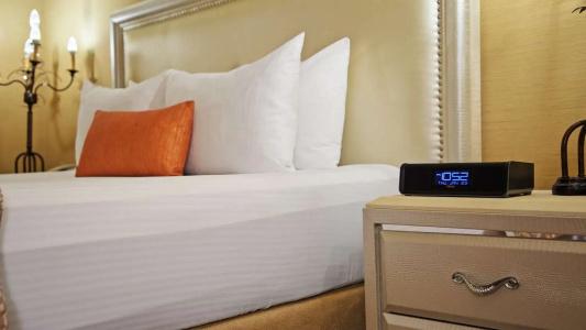 Best Western Plus Sunset Plaza - 32