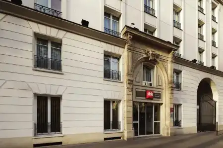 ibis Paris Gare de Lyon Ledru Rollin 12ème - 0