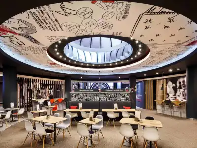 Ibis Birmingham New Street Station - 17