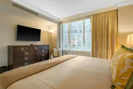 Omni Berkshire Place - 44