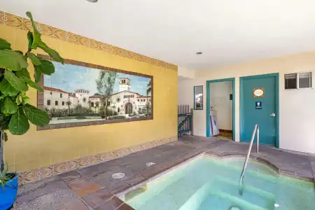 Best Western Plus Santa Barbara - 21