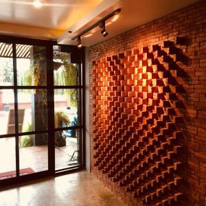 84 Gallery - 11