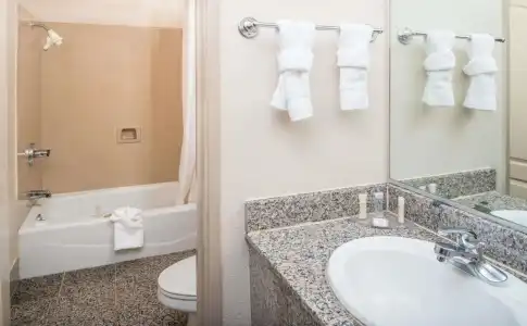 SureStay by Best Western San Francisco Marina District - 6