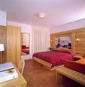 Ariston - 33